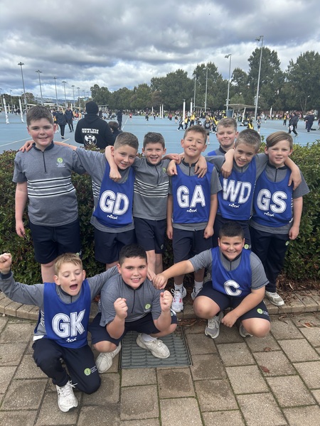 Year 3_4 Boys Team 10