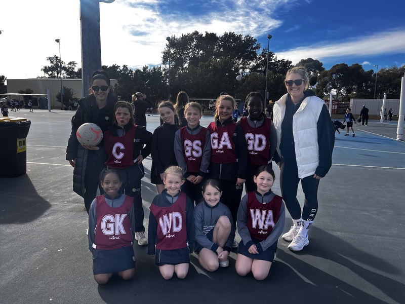 Year 3_4 Girls Team 7